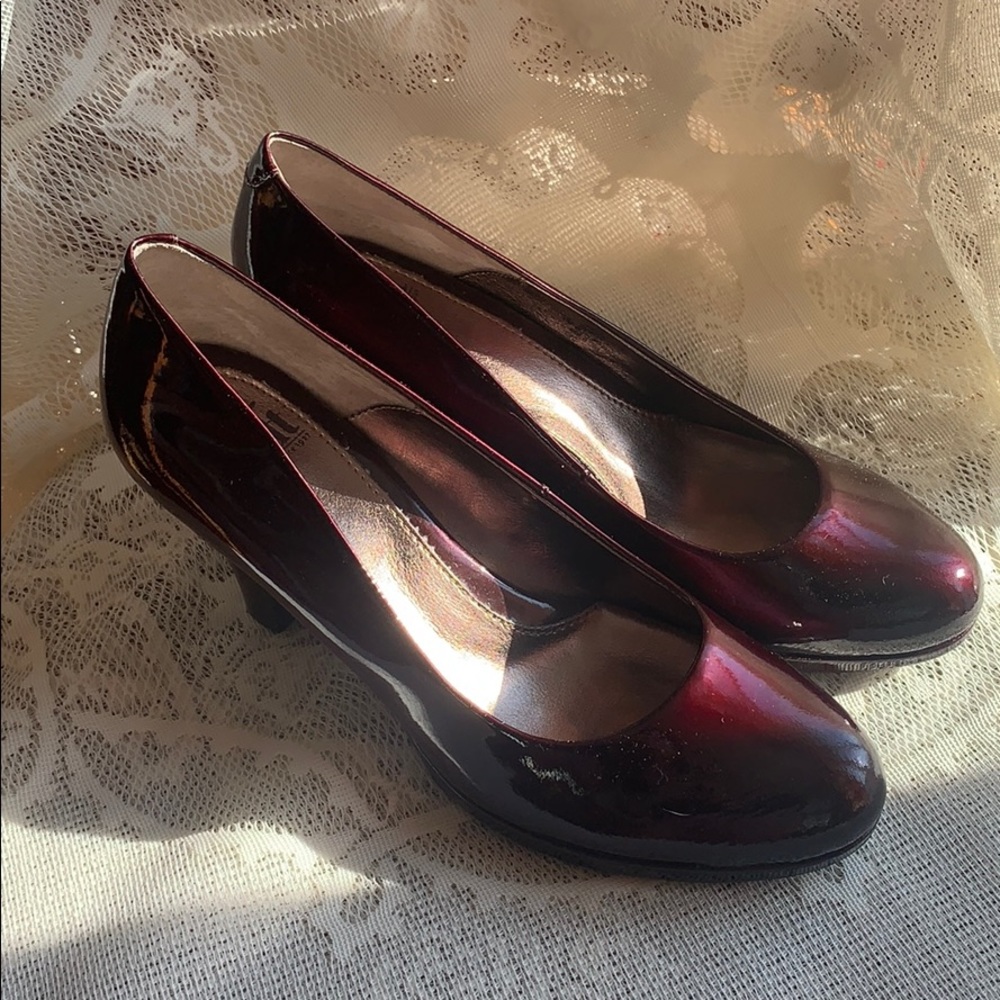 Sofft red heels